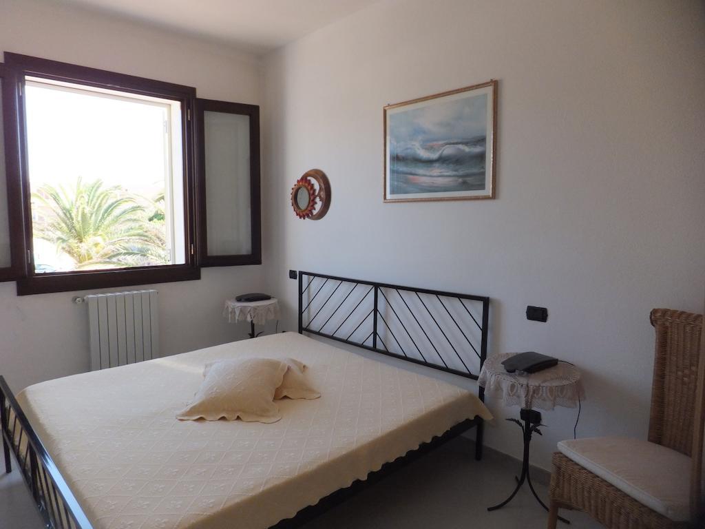 Ajo Da Patrizia Bed & Breakfast Santa Teresa Gallura Oda fotoğraf